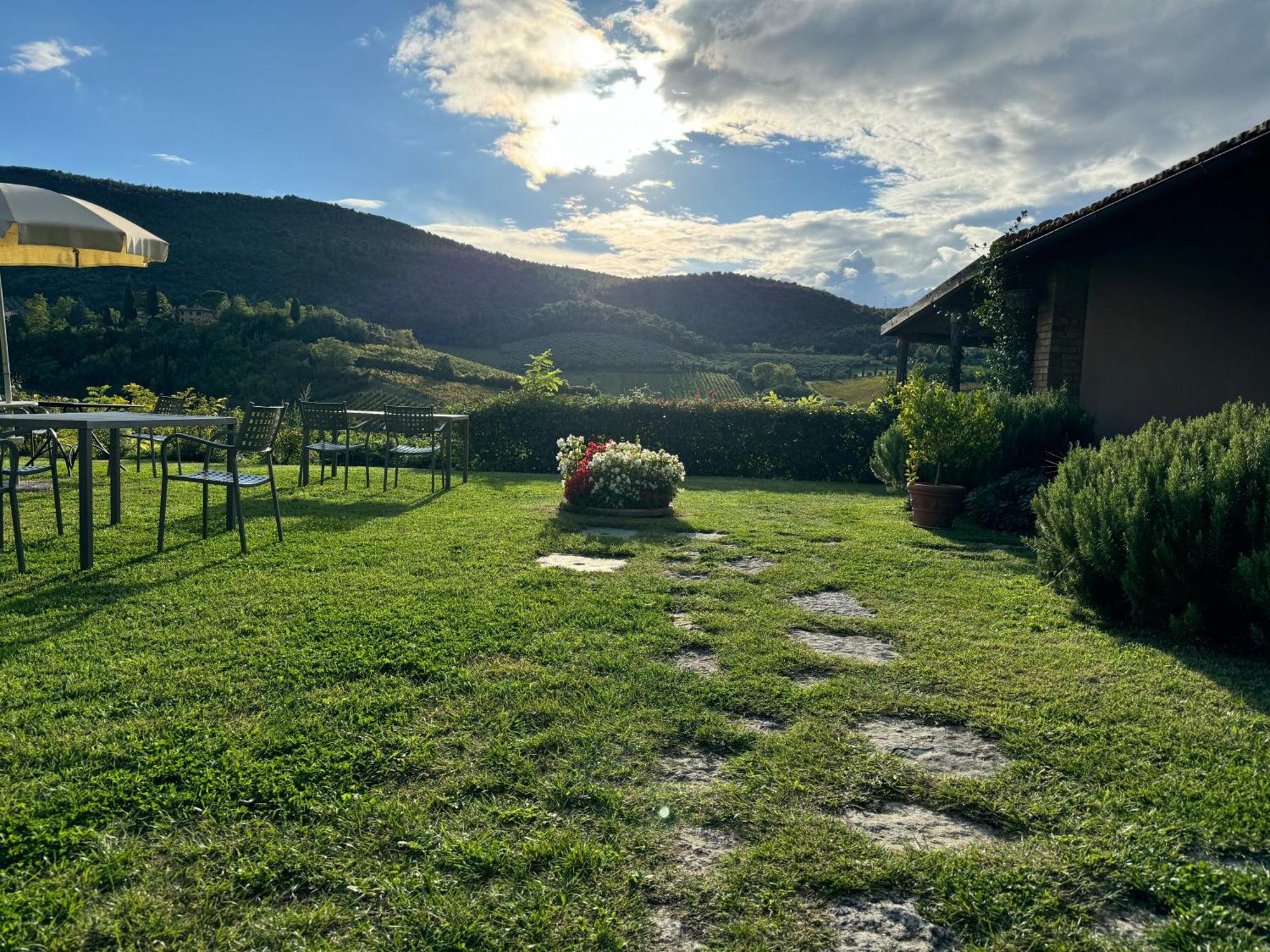 Villa Del Sole San Gimignano Exteriör bild